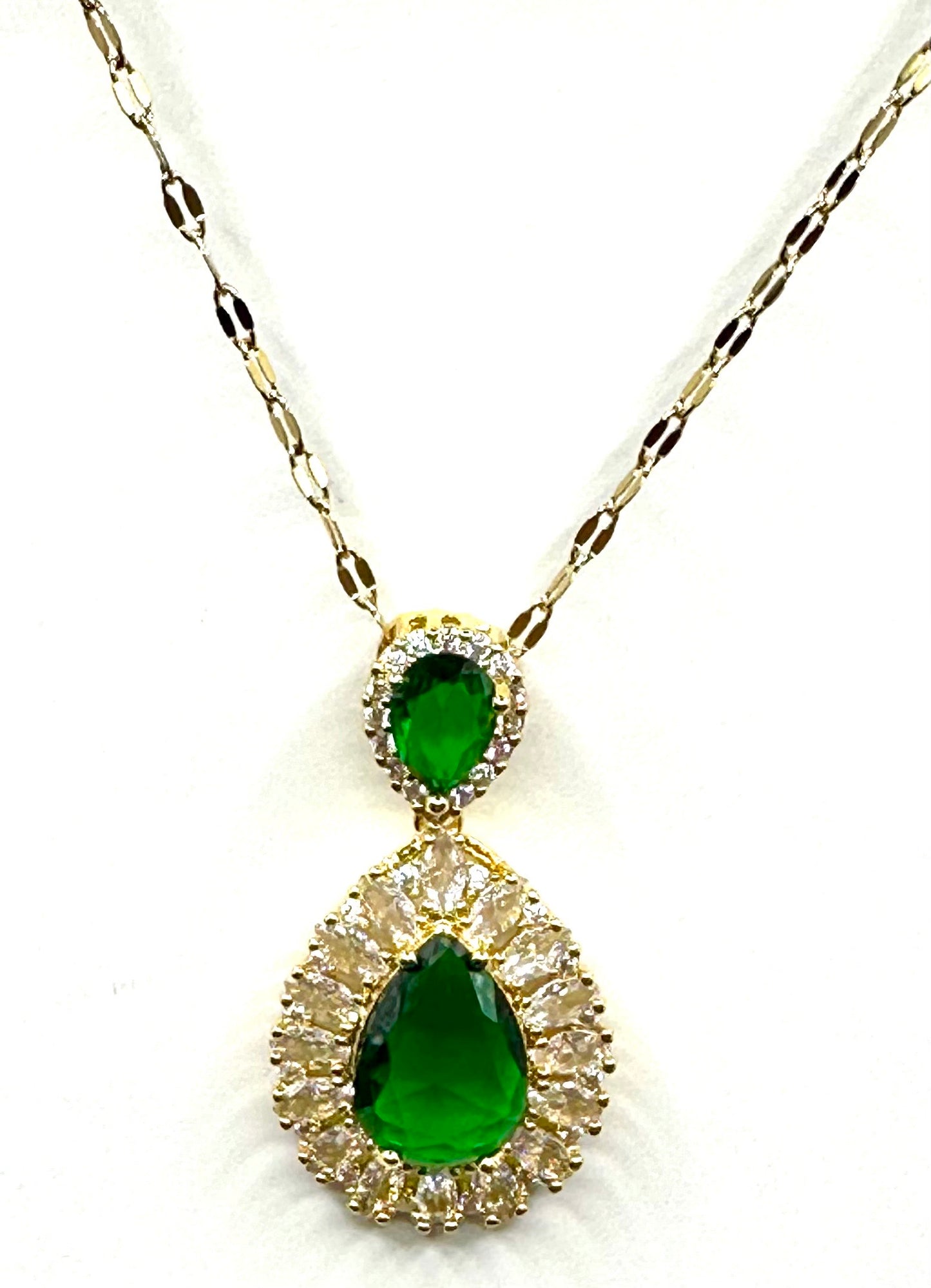 Emerald green pendant Necklace
