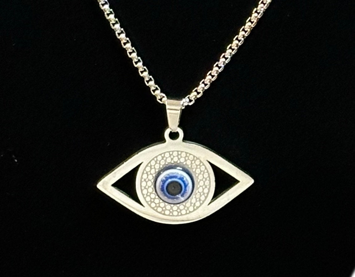 Men’s Evil Eye Pendant Necklace